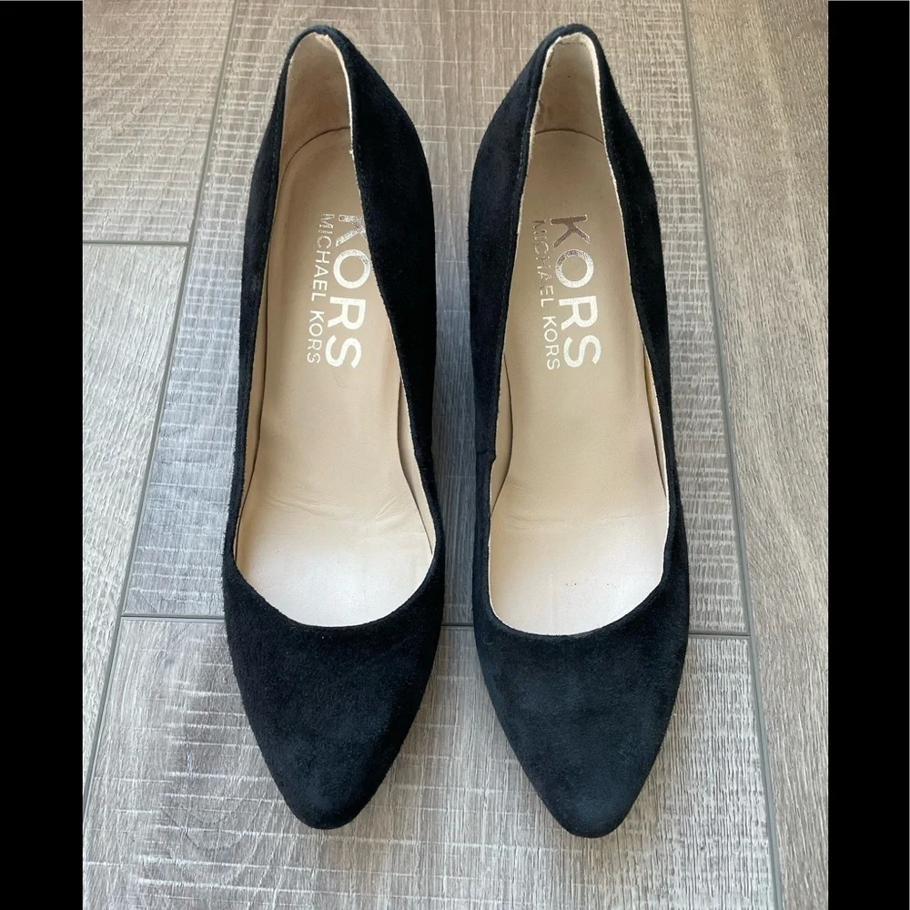 Kors Michael Kors Suede Wedges in Black Size 5.5
